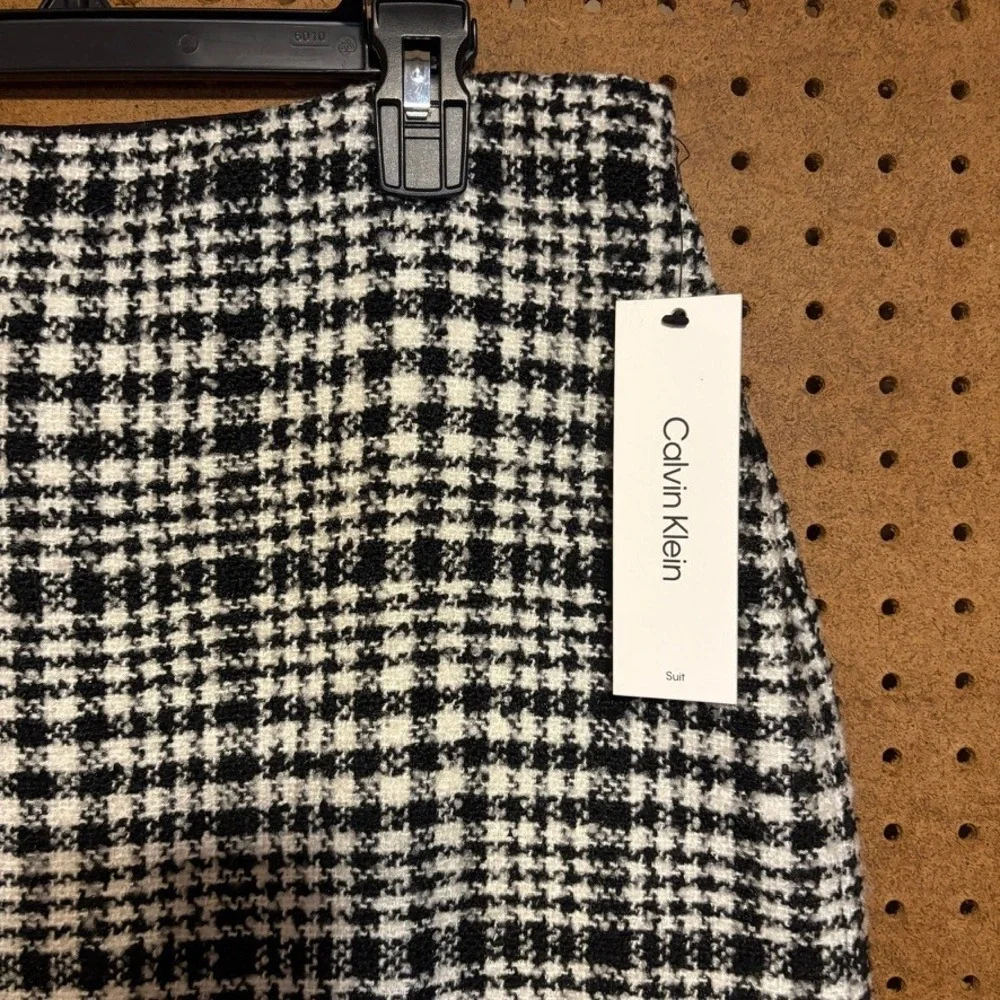 Calvin Klein Mini Skirt 8 Black White Tweed Houndstooth Plaid Preppy Old Money